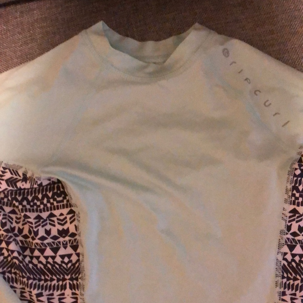 Teal Rash Guard / Dive Shirt - Picture 2 of 3